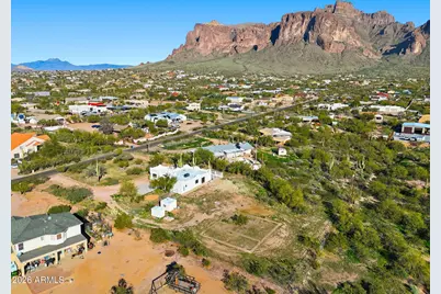 4979 E Pioneer Street, Apache Junction, AZ 85119 - Photo 6
