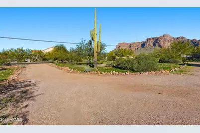 4979 E Pioneer Street, Apache Junction, AZ 85119 - Photo 16