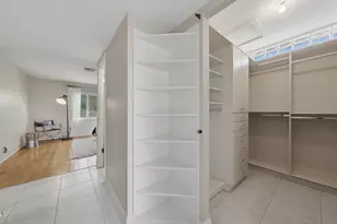 2346 E Orangewood Ave, Phoenix, AZ 85020 - Photo 22