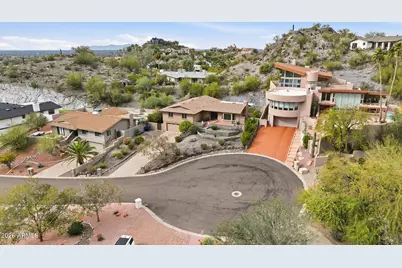 2346 E Orangewood Avenue, Phoenix, AZ 85020 - Photo 46