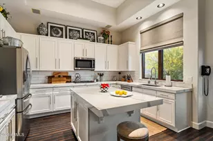 5232 E Hashknife Rd, Phoenix, AZ 85054 - Photo 22