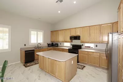 15626 N 13th Avenue, Phoenix, AZ 85023 - Photo 8