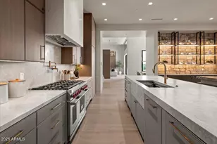 9790 N 56th St, Paradise Valley, AZ 85253 - Photo 54