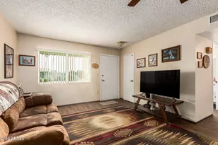 10870 W Santa Fe Dr, Sun City, AZ 85351 - Photo 6