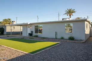 2205 W Cambridge Ave, Phoenix, AZ 85009 - Photo 1