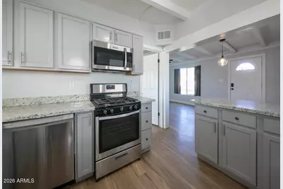 2205 W Cambridge Avenue, Phoenix, AZ 85009 - Photo 4