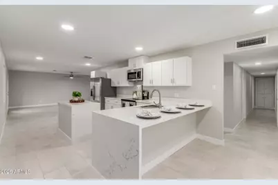 6445 W Windsor Boulevard, Glendale, AZ 85301 - Photo 8