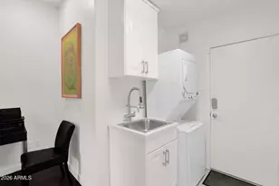 3800 S Cantabria Cir, Chandler, AZ 85248 - Photo 10