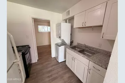 6802 W Glendale Avenue #1, Glendale, AZ 85303 - Photo 6