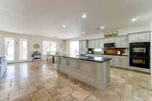 2104 N 80th Pl, Mesa, AZ 85207 - Photo 10