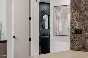 5930 N 45th Pl, Phoenix, AZ 85018 - Photo 22