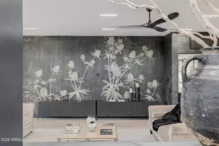 5930 N 45th Pl, Phoenix, AZ 85018 - Photo 12