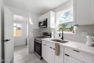 443 N Center St, Mesa, AZ 85201 - Photo 6