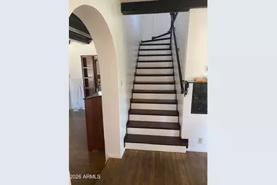 520 E Orange Drive, Phoenix, AZ 85012 - Photo 6