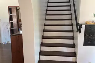 520 E Orange Dr, Phoenix, AZ 85012 - Photo 6