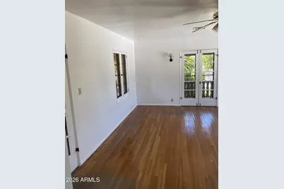 520 E Orange Drive, Phoenix, AZ 85012 - Photo 12