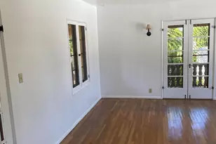 520 E Orange Dr, Phoenix, AZ 85012 - Photo 12