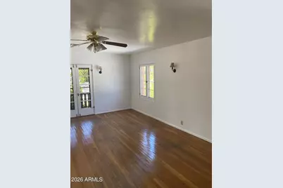 520 E Orange Drive, Phoenix, AZ 85012 - Photo 6