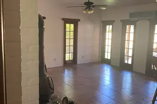 520 E Orange Dr, Phoenix, AZ 85012 - Photo 18