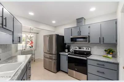 10918 W Topaz Drive, Sun City, AZ 85351 - Photo 1