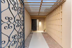 6278 E Catalina Dr, Scottsdale, AZ 85251 - Photo 10