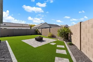 10694 N Mckinney St, Surprise, AZ 85388 - Photo 22