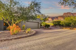 822 S Broadway Ln, Gold Canyon, AZ 85119 - Photo 24
