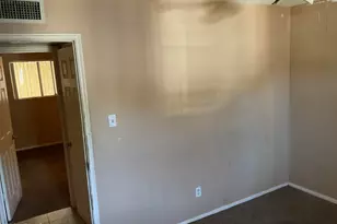 7534 N 48th Ave, Glendale, AZ 85301 - Photo 32