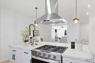 4210 N 18th Ave, Phoenix, AZ 85015 - Photo 12