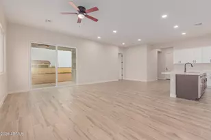 57078 W Macie Ln, Maricopa, AZ 85139 - Photo 6