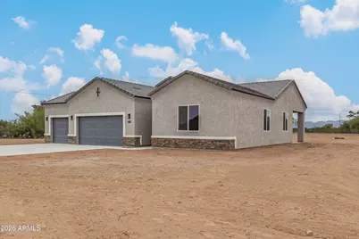 57078 W Macie Lane, Maricopa, AZ 85139 - Photo 2