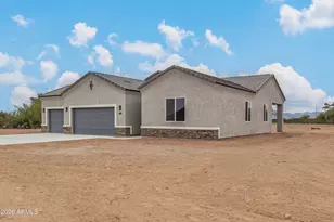 57078 W Macie Ln, Maricopa, AZ 85139 - Photo 2