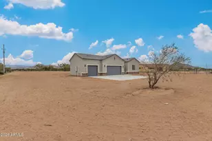 57078 W Macie Ln, Maricopa, AZ 85139 - Photo 4