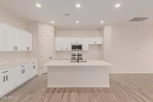 57078 W Macie Ln, Maricopa, AZ 85139 - Photo 8