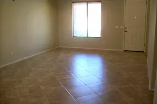 2333 W Mila Way, San Tan Valley, AZ 85144 - Photo 4