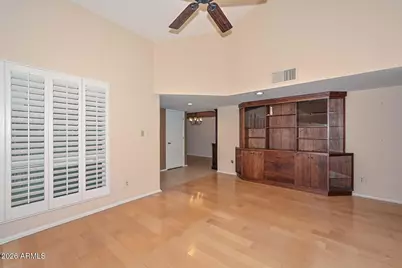 9219 N 47th Drive, Glendale, AZ 85302 - Photo 4