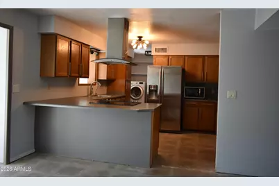 701 S Clearview Avenue, Mesa, AZ 85208 - Photo 2