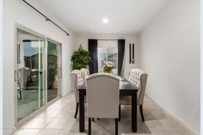 11214 W Bloch Road, Tolleson, AZ 85353 - Photo 10