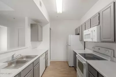 13700 N Fountain Hills Boulevard #141, Fountain Hills, AZ 85268 - Photo 2