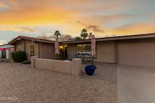 802 W Caribbean Ln, Phoenix, AZ 85023 - Photo 8
