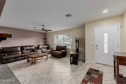 802 W Caribbean Lane, Phoenix, AZ 85023 - Photo 16