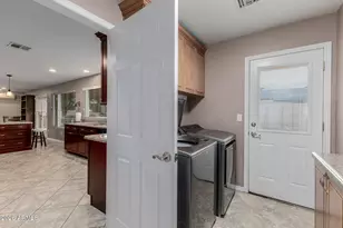 802 W Caribbean Ln, Phoenix, AZ 85023 - Photo 36