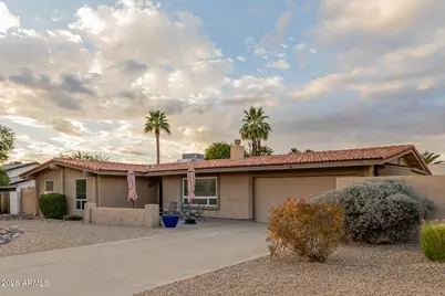 802 W Caribbean Lane, Phoenix, AZ 85023 - Photo 12