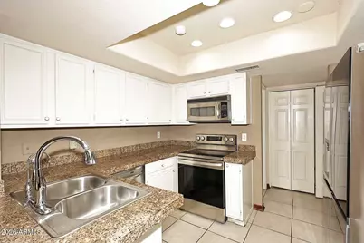 11011 N 92nd Street #1098, Scottsdale, AZ 85260 - Photo 8