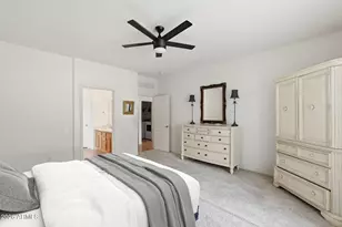 17862 W Caribbean Ln, Surprise, AZ 85388 - Photo 8