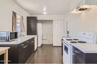 3213 N 63rd Place, Scottsdale, AZ 85251 - Photo 14