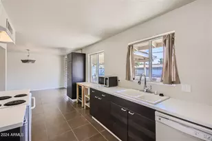 3213 N 63rd Pl, Scottsdale, AZ 85251 - Photo 12