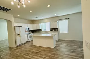 4642 S Cobblestone St, Gilbert, AZ 85297 - Photo 4