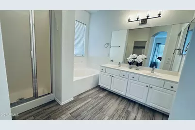 4642 S Cobblestone Street, Gilbert, AZ 85297 - Photo 6