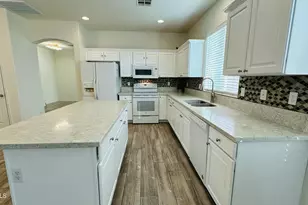 4642 S Cobblestone St, Gilbert, AZ 85297 - Photo 2